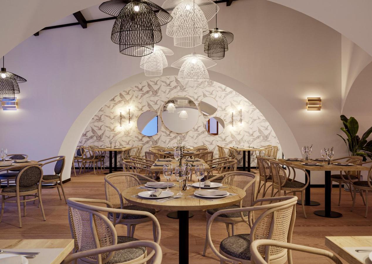 Hospes Palacio De Arenales & Spa Caces Zewnętrze zdjęcie Restaurant interior