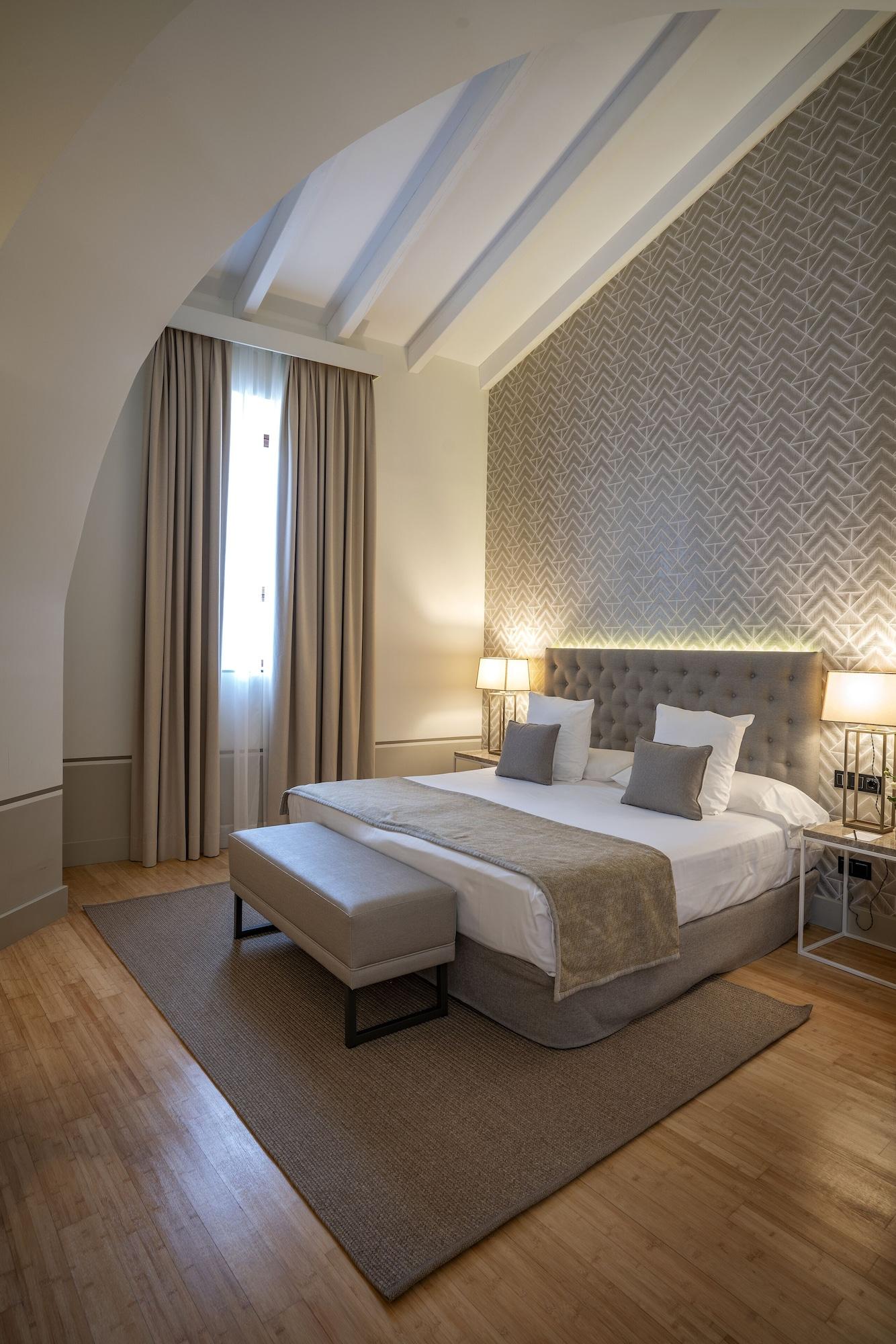 Hospes Palacio De Arenales & Spa Caces Zewnętrze zdjęcie